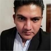 Soy un diseñador gráfico con mas de 8  años de experiencia en el campo y  años de experiencia  enseñando diseño gráfico.